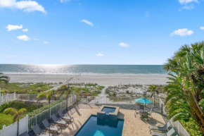 Four Shores Unit 3 Gulf Condo Direct Gulf with Pool and Spa